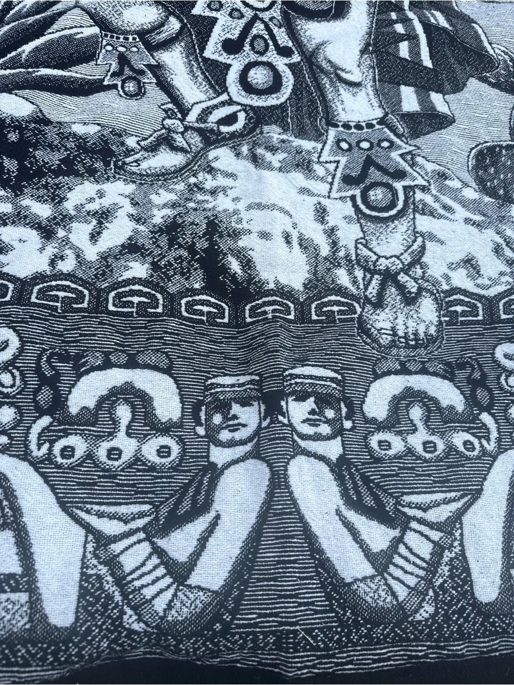 Black and White Aztec-Inspired Blanket Full size